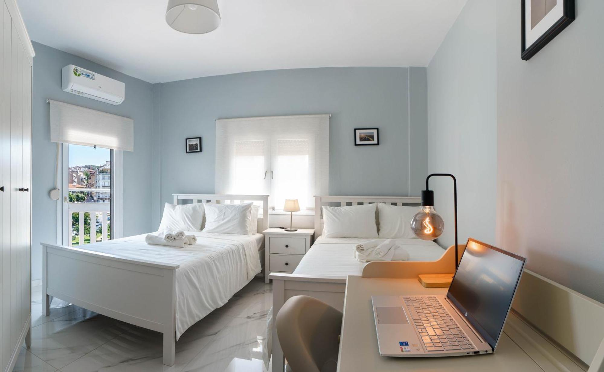 White Luxury Apartment Thessaloniki